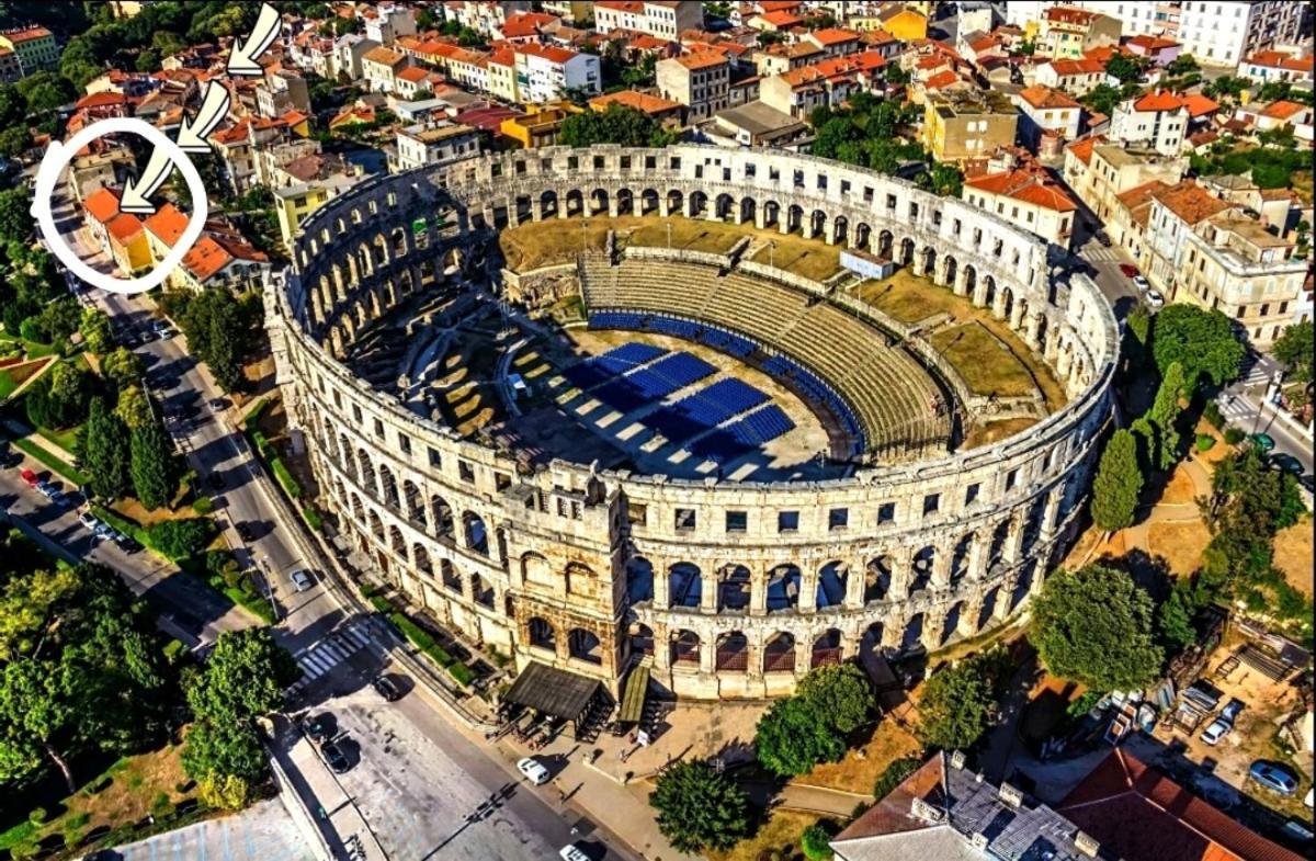 Soba Arena Hotel Pula Exterior photo